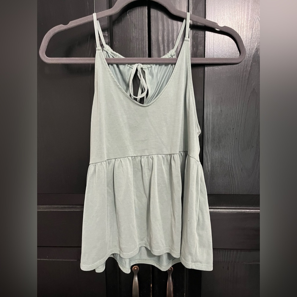 Cute mint green top